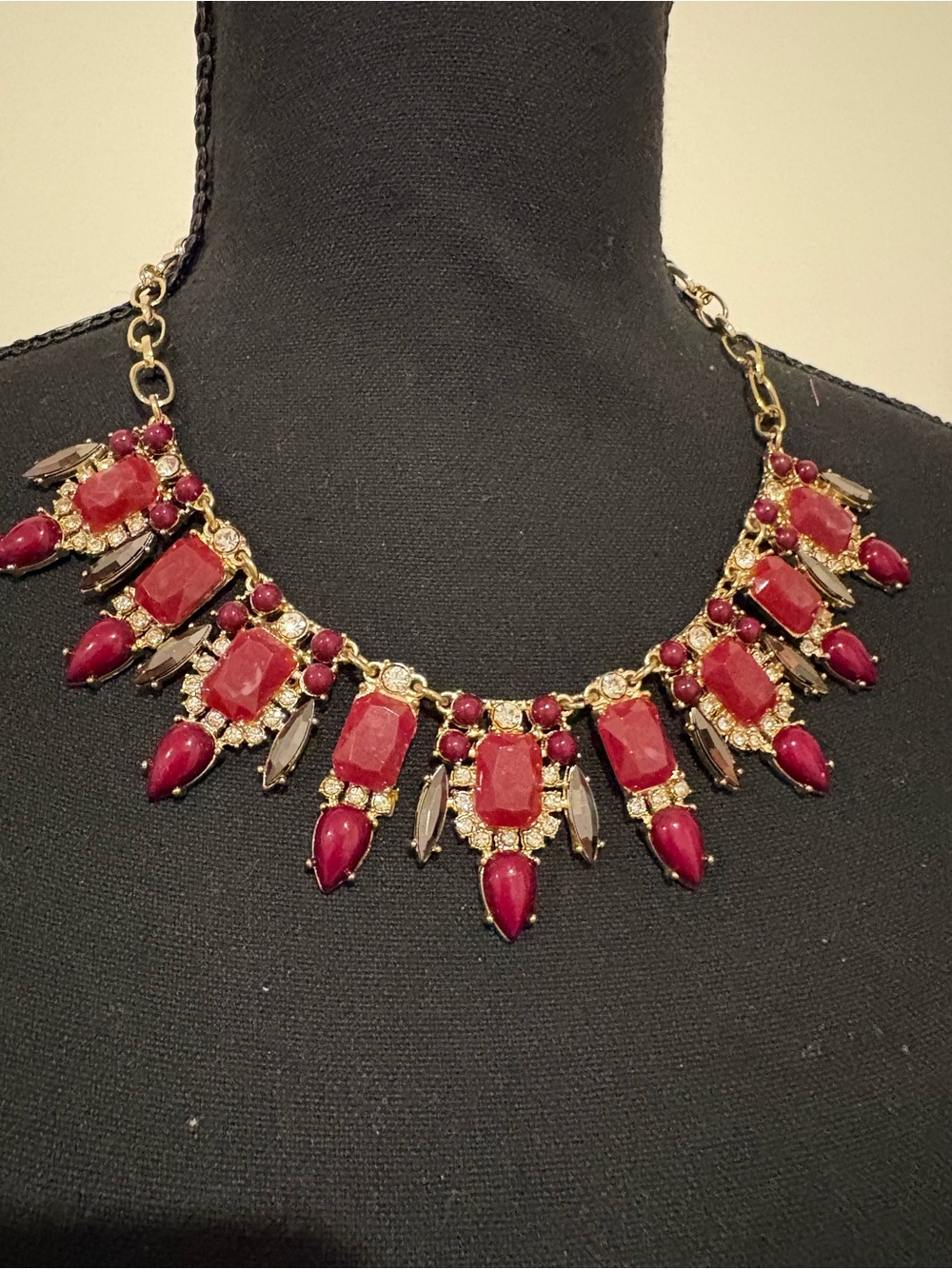 Gold-Tone Maroon colored stones & rhinestone statement necklace